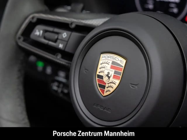 Porsche 992 Cabrio Carrera GTS