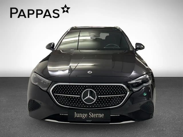 Mercedes-Benz E 220 4MATIC E 220 d Estate