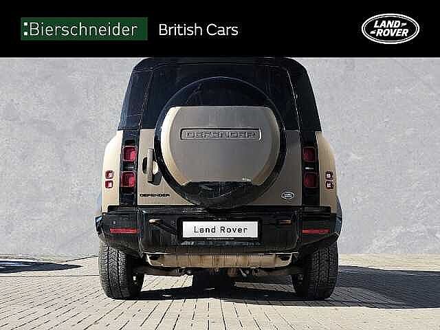 Land Rover Defender 110 Dynamic HSE