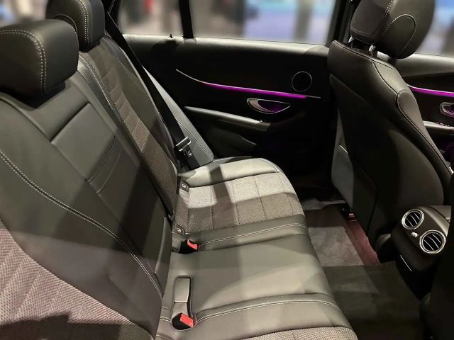 Mercedes-Benz E 200 AVANTGARDE Estate