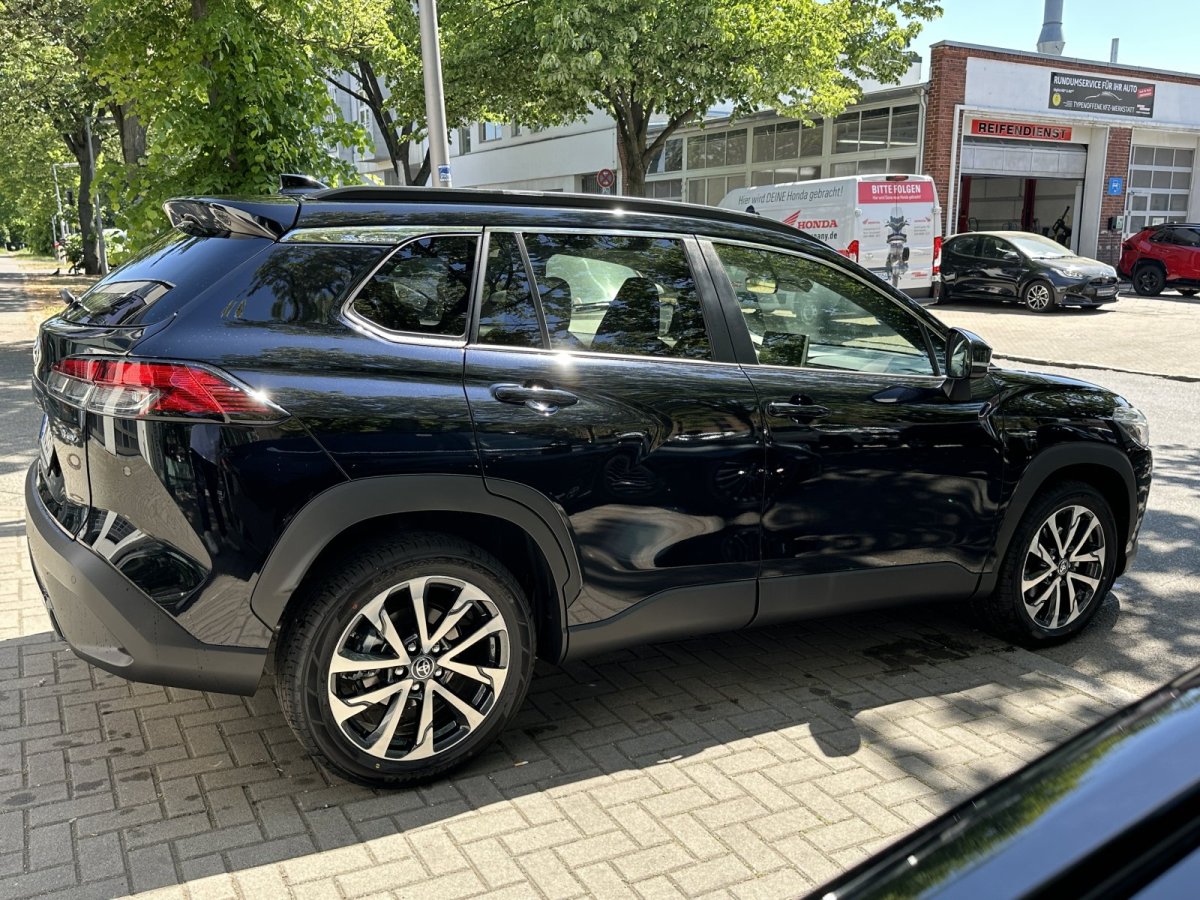 Toyota Corolla Cross 5-deurs Team D