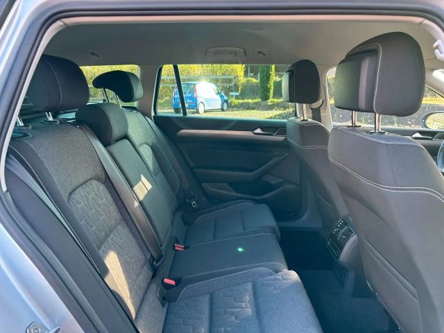 Volkswagen Passat 2.0 TDI Business DSG Variant