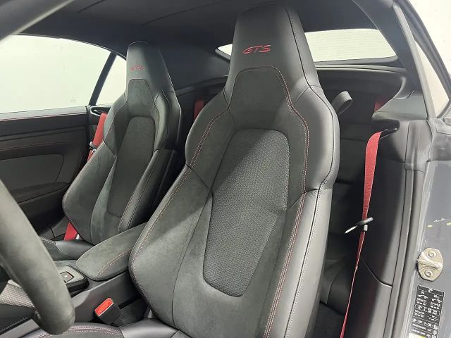 Porsche 911 Cabrio Carrera GTS