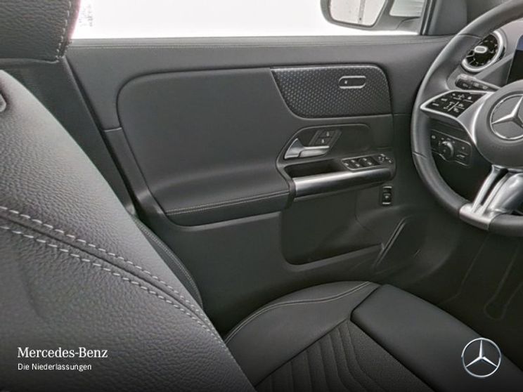 Mercedes-Benz GLA 180 Progressive