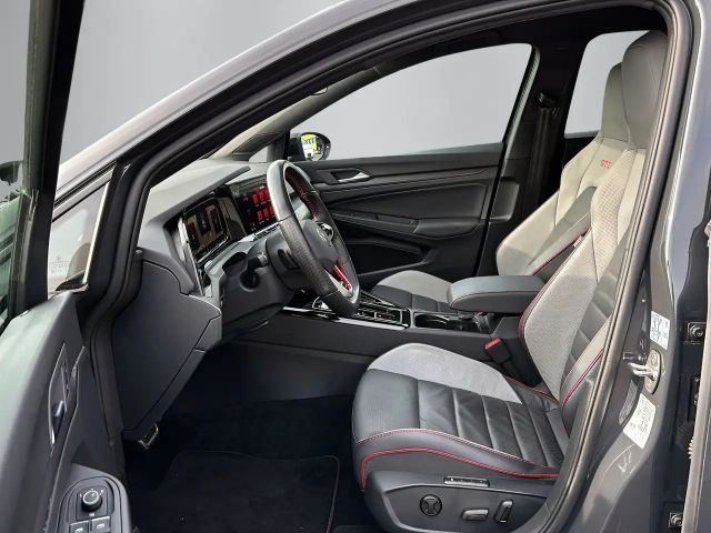 Volkswagen Golf GTI Style