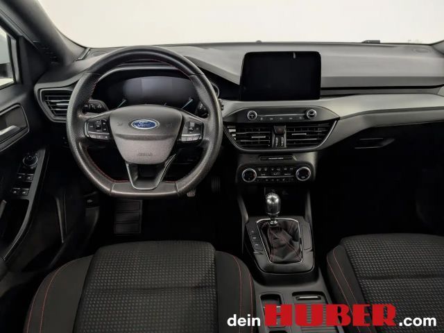 Ford Focus EcoBoost ST Line