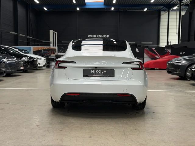 Tesla Model 3 AWD Long Range