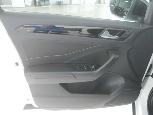 Volkswagen T-Roc 1.5 TSI DSG R-Line Style