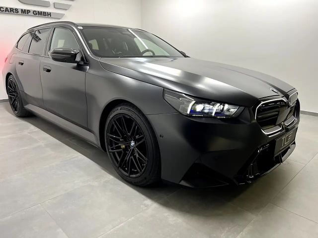 BMW M5 Touring, Ultimate Paket, AHK, Frozen, Keramik, ...