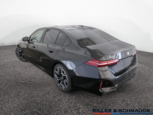 BMW 520 520d M-Sport Sedan xDrive