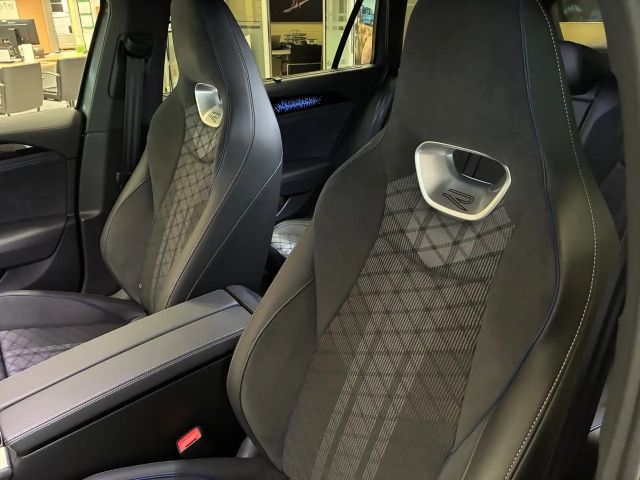 Volkswagen Passat 2.0 TDI IQ.Drive R-Line Variant