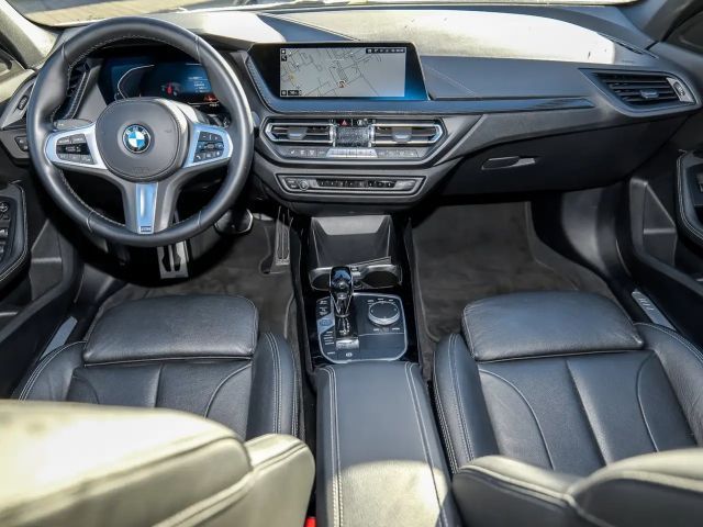 BMW 118 118i M-Sport Sedan