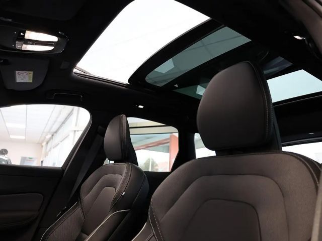 Volvo XC60 AWD Plus T6