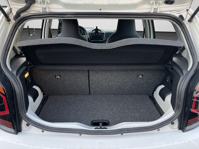 Volkswagen up! Move Move up!