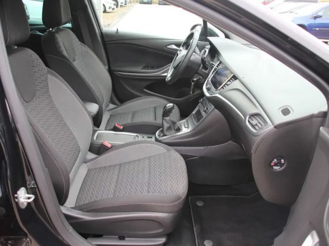 Opel Astra Edition Sports Tourer