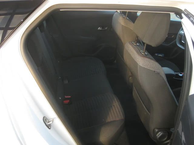 Peugeot E-2008 Active Pack