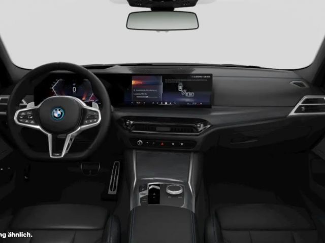 BMW 330 330e M-Sport Sedan xDrive