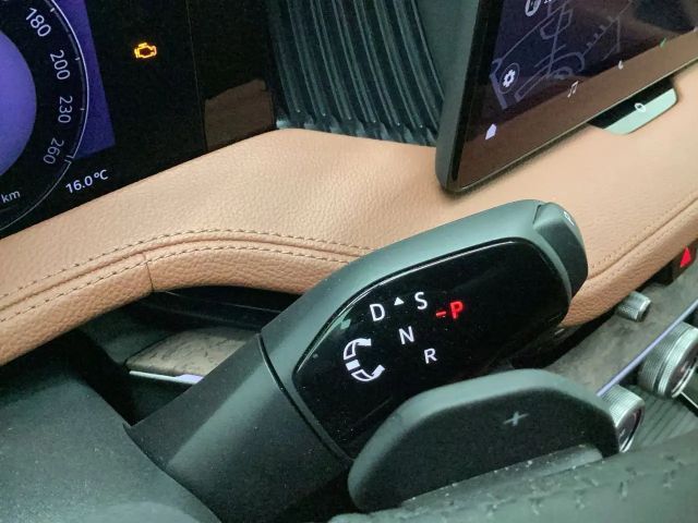 Skoda Superb Combi iV