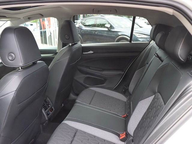 Volkswagen Golf 1.5 eTSI DSG Golf VIII Plus