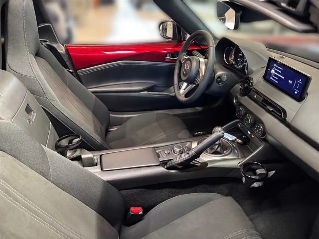 Mazda MX-5 Prime-line RF SkyActiv