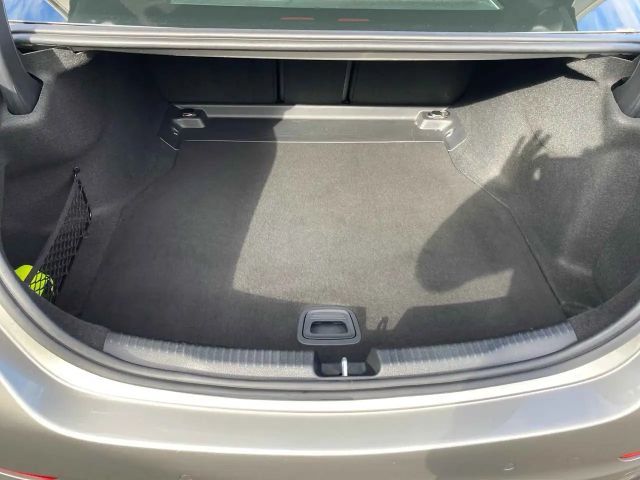 Mercedes-Benz C 220 AVANTGARDE C 220 d Sedan