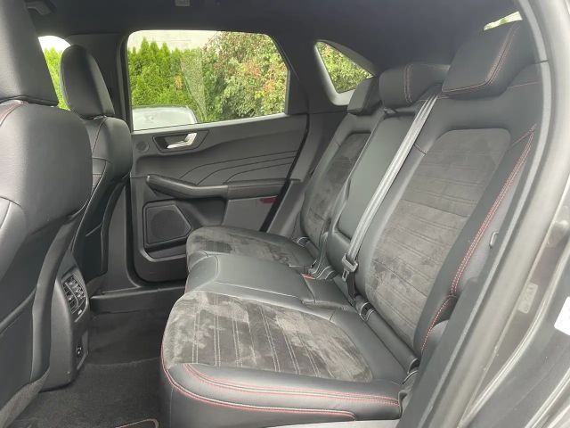 Ford Kuga Plug in Hybrid ST Line X