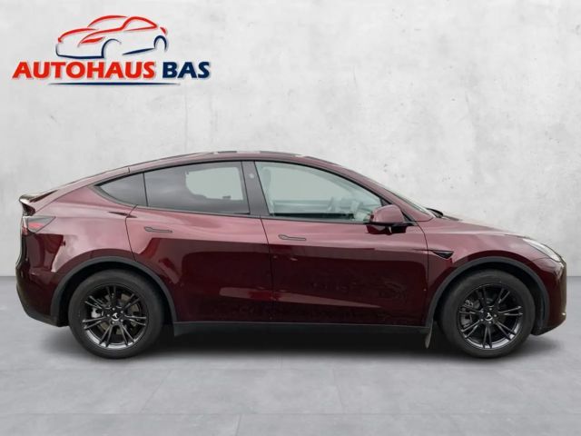 Tesla Model Y Long Range