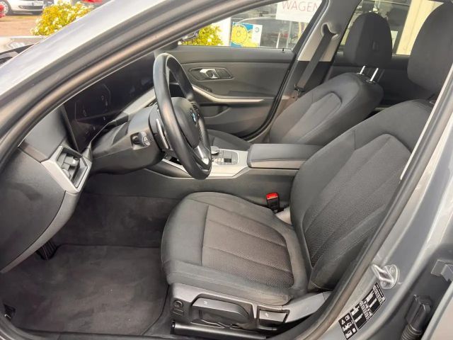 BMW 320 320d Touring xDrive