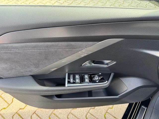 Opel Astra 1.2 Turbo Sports Tourer Turbo