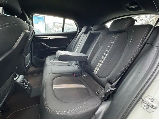 BMW X2 Coupé xDrive25e