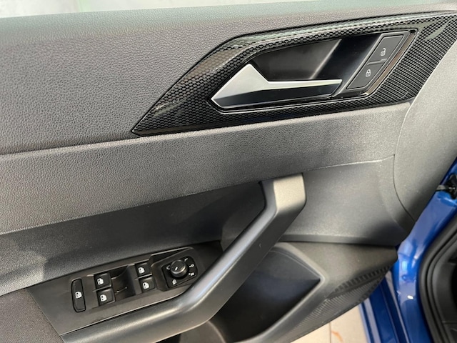 Volkswagen Polo VI 1.0 Klimaanlage Ganzjahresreifen