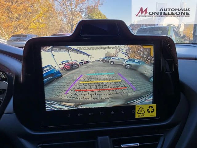 Suzuki S-Cross Hybrid