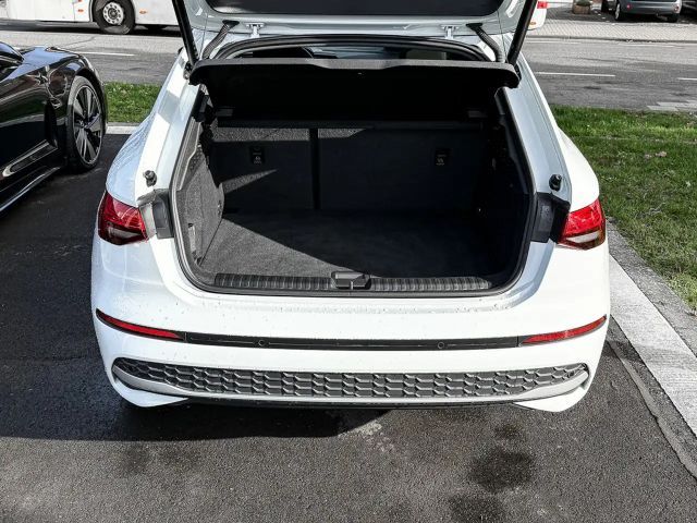 Audi A3 35 TFSI Sedan Sportback