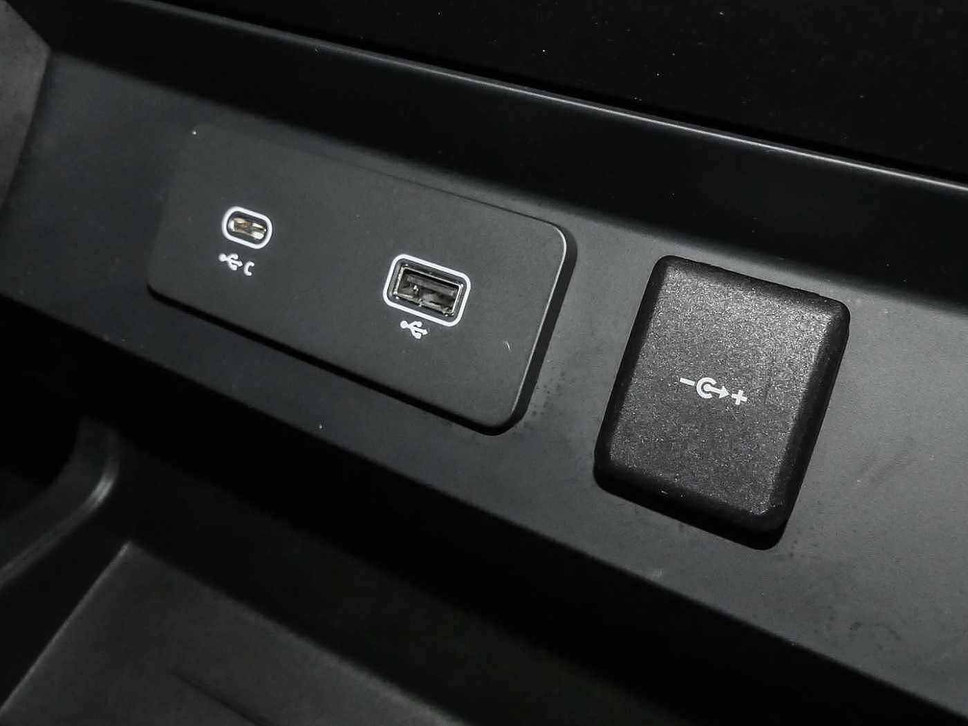 Land Rover Defender 90