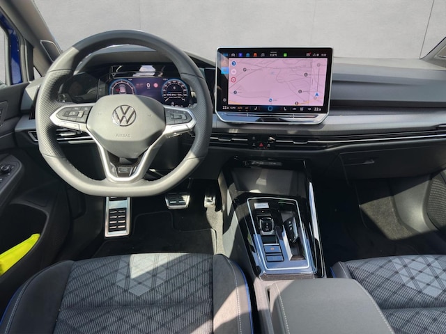 Volkswagen Golf DSG R-Line