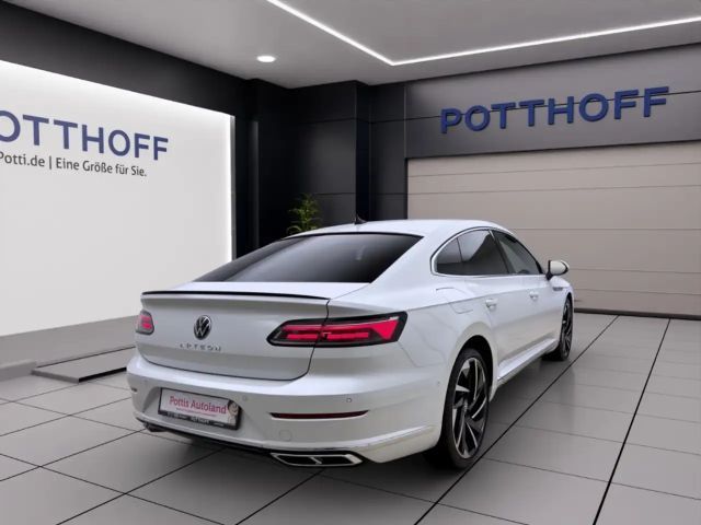 Volkswagen Arteon 2.0 TSI DSG R-Line