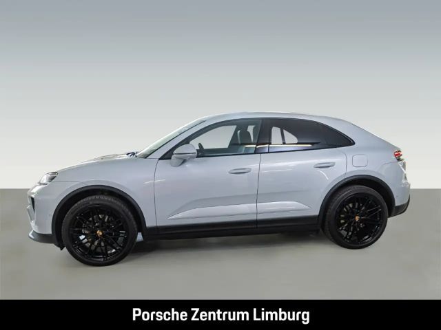 Porsche Macan 4