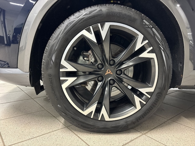 Cupra Formentor 1.5 e-HYBRID Navi Digitales Cockpit LED Sperrdiff. ACC Mehrzonenklima Fahrerprofil