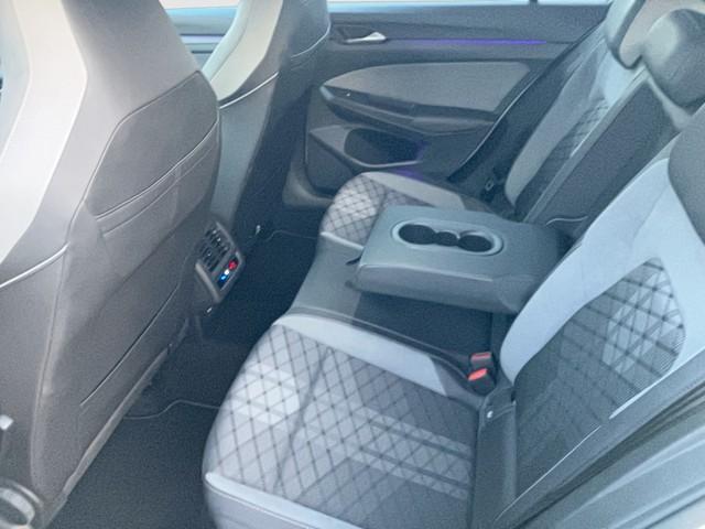 Volkswagen Golf 1.5 TSI Golf VIII R-Line