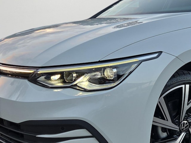 Volkswagen Golf DSG Golf VIII Sport Variant