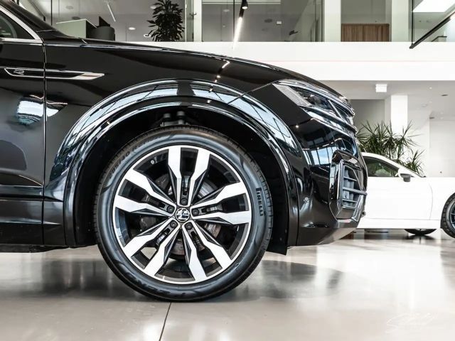 Volkswagen Touareg 4Motion R-Line