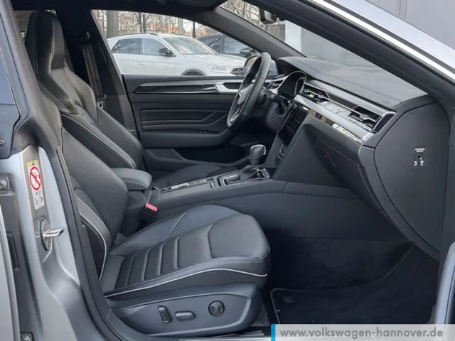 Volkswagen Arteon 2.0 TSI DSG R-Line