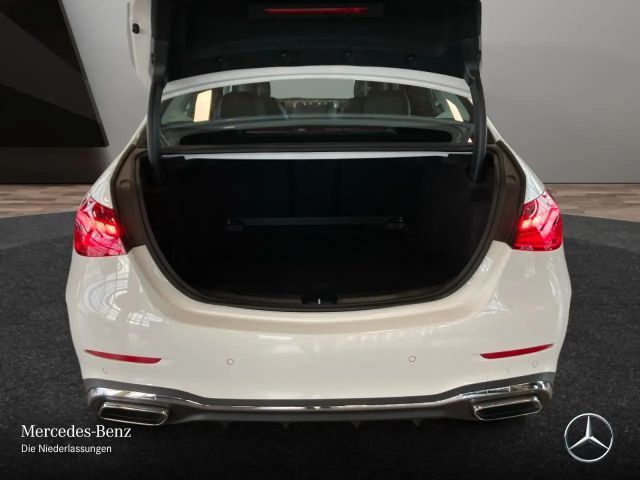 Mercedes-Benz C 180 AMG Line Sedan