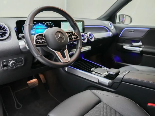 Mercedes-Benz GLB 200 4MATIC GLB 200 d