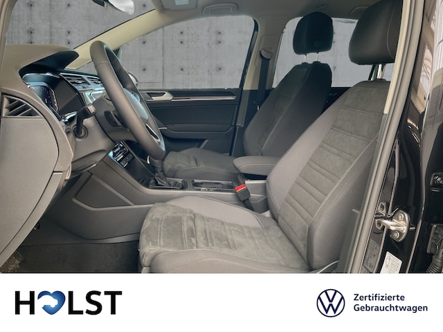 Volkswagen Touran DSG Highline IQ.Drive R-Line