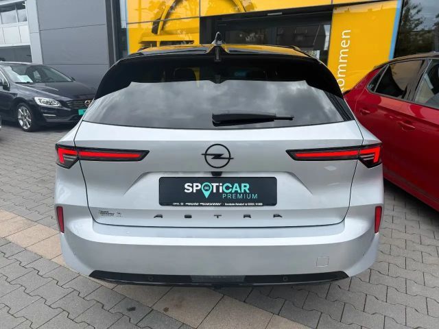 Opel Astra Sports Tourer Ultimate