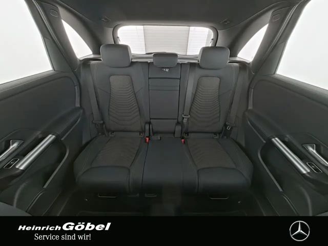 Mercedes-Benz B 180 Progressive Sedan