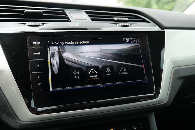 Volkswagen Touran Touran 1.5   CL   BT110 TSIM6F