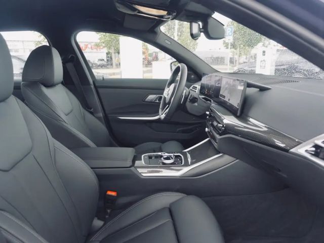 BMW 330 330d M-Sport Touring xDrive