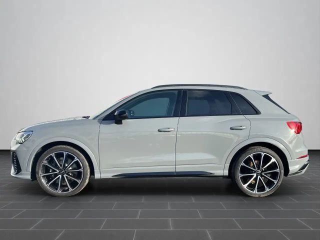 Audi RS Q3 S-Tronic